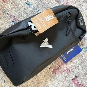 MiiR® Olympus 2.0 2L Sling Bag Black Men's Bag